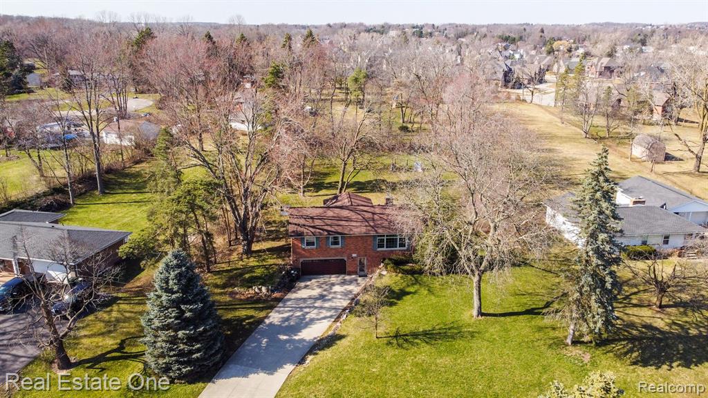 2236 Oklahoma Avenue Rochester Hills, MI 48309 - Photo 49 of 57