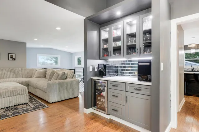 $840,000 | 8426 Kimbro Avenue South, Cottage Grove, MN 55016