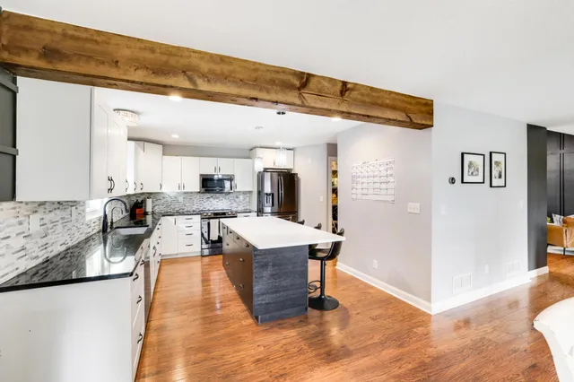 $840,000 | 8426 Kimbro Avenue South, Cottage Grove, MN 55016