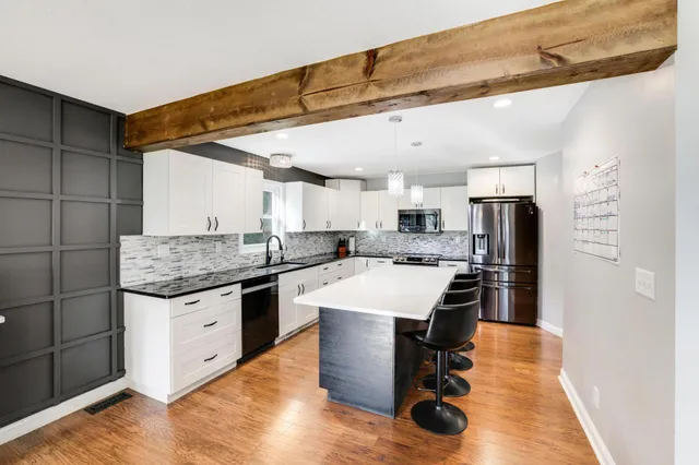 $840,000 | 8426 Kimbro Avenue South, Cottage Grove, MN 55016