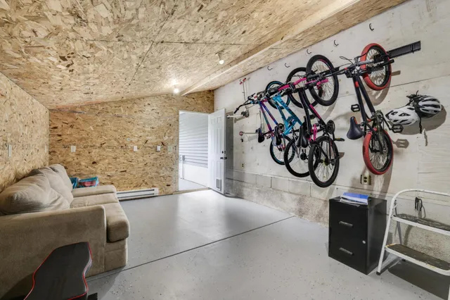 $840,000 | 8426 Kimbro Avenue South, Cottage Grove, MN 55016