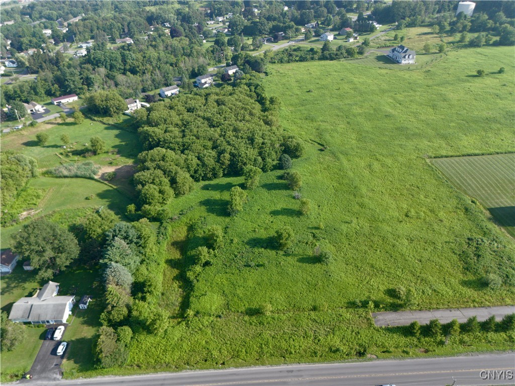 9044 Tibbits New Hartford, NY 13413 - Photo 2 of 3