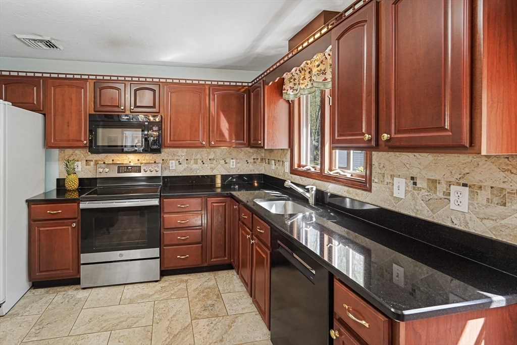 160 Rowley Hill Road Sterling, MA 01564 - Photo 13 of 39 Gallery Image 13