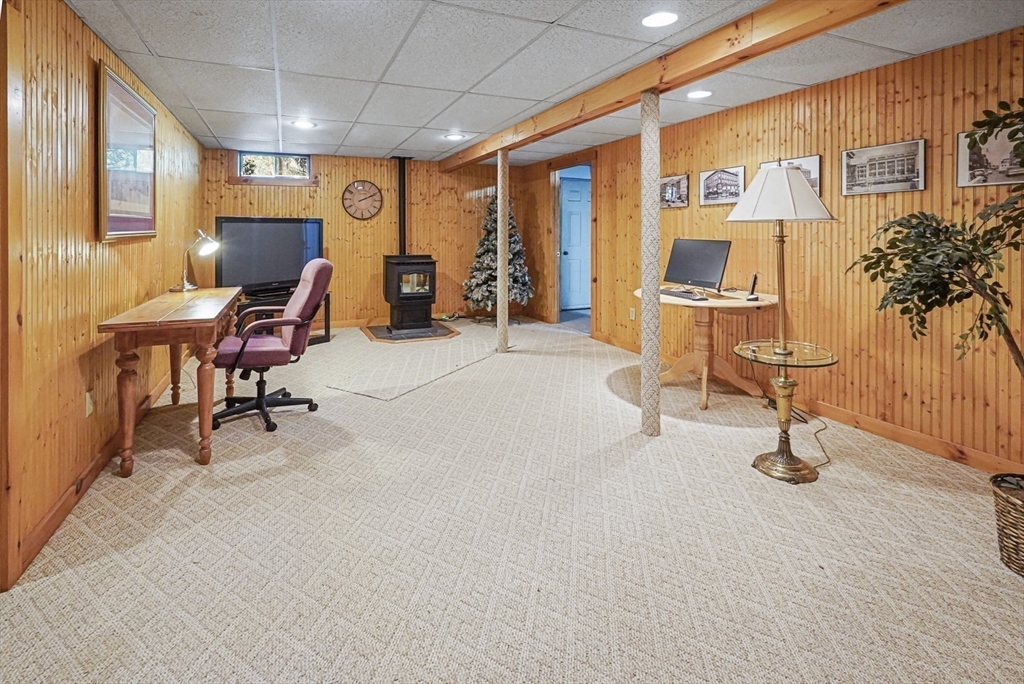 160 Rowley Hill Road Sterling, MA 01564 - Photo 23 of 39 Gallery Image 23