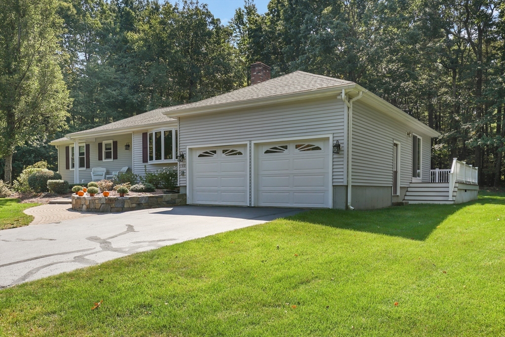 160 Rowley Hill Road Sterling, MA 01564 - Photo 3 of 39 Gallery Image 3