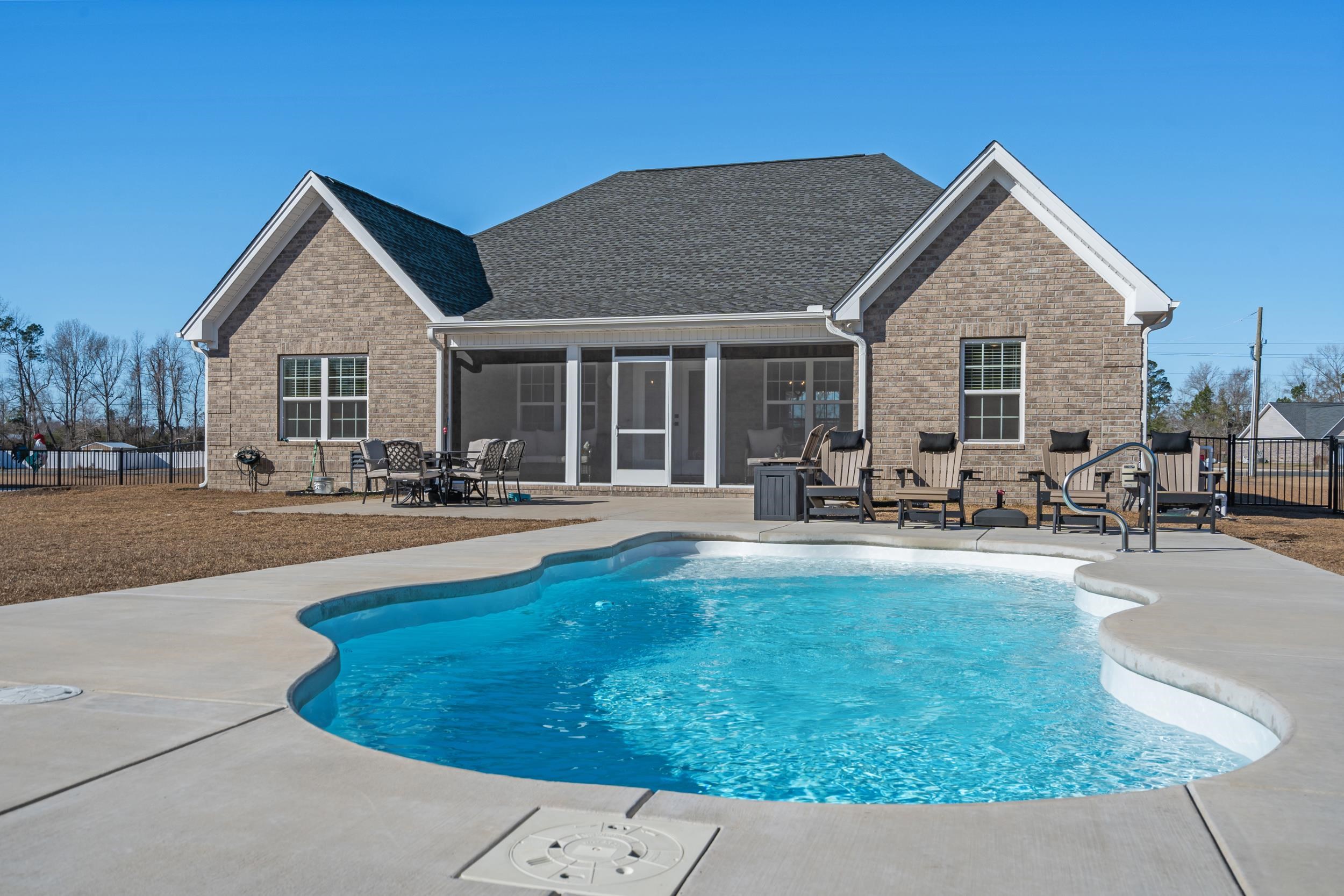 1061 Busy Corner Road Conway, SC 29527 - Photo 33 of 37 View of sunroom / solarium
