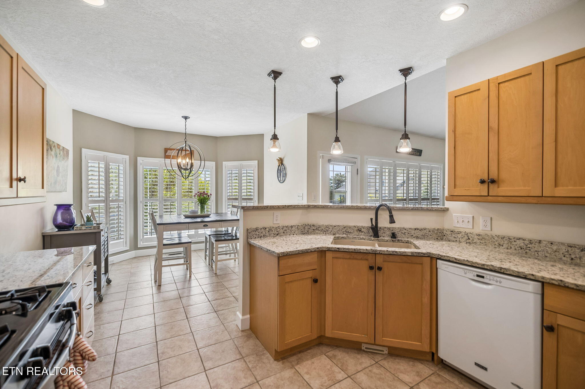 1208 Fox Ridge Drive Powell, TN 37849 - Photo 12 of 36 20-1208 Fox Ridge Dr - 020