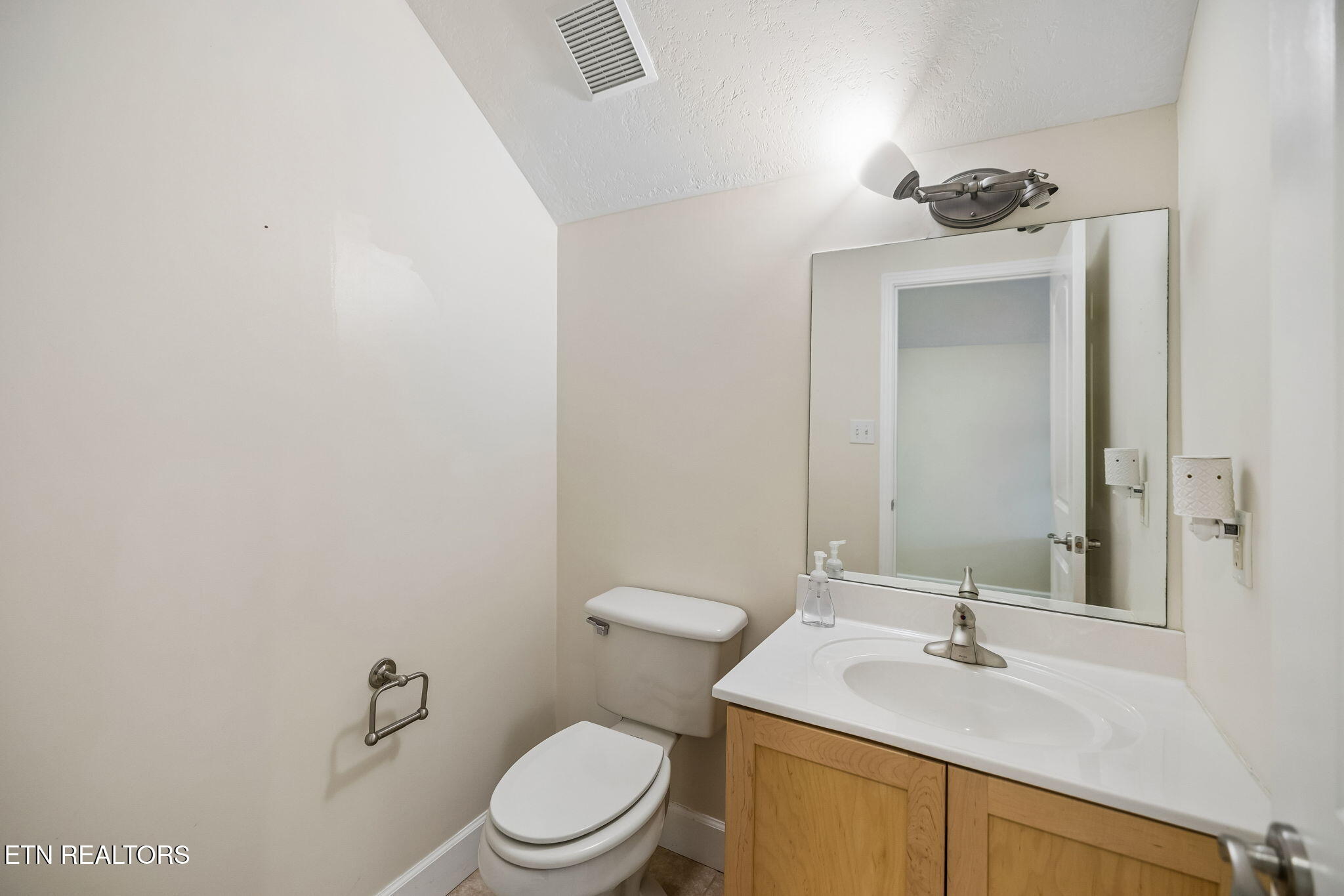 1208 Fox Ridge Drive Powell, TN 37849 - Photo 25 of 36 39-1208 Fox Ridge Dr - 039