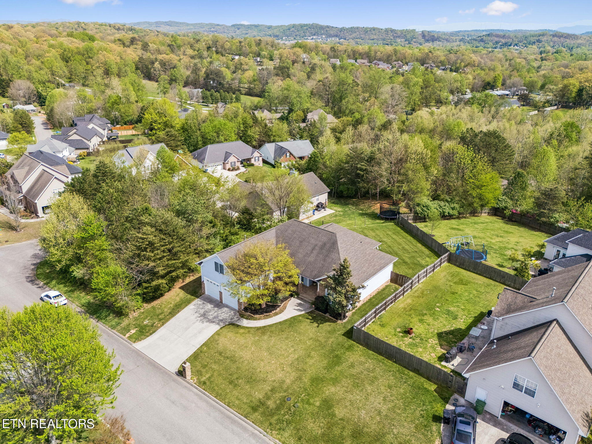 1208 Fox Ridge Drive Powell, TN 37849 - Photo 35 of 36 56-1208 Fox Ridge Dr - 056