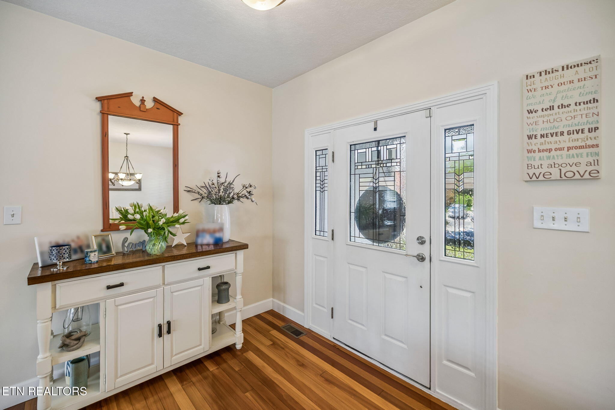 1208 Fox Ridge Drive Powell, TN 37849 - Photo 5 of 36 8-1208 Fox Ridge Dr - 008