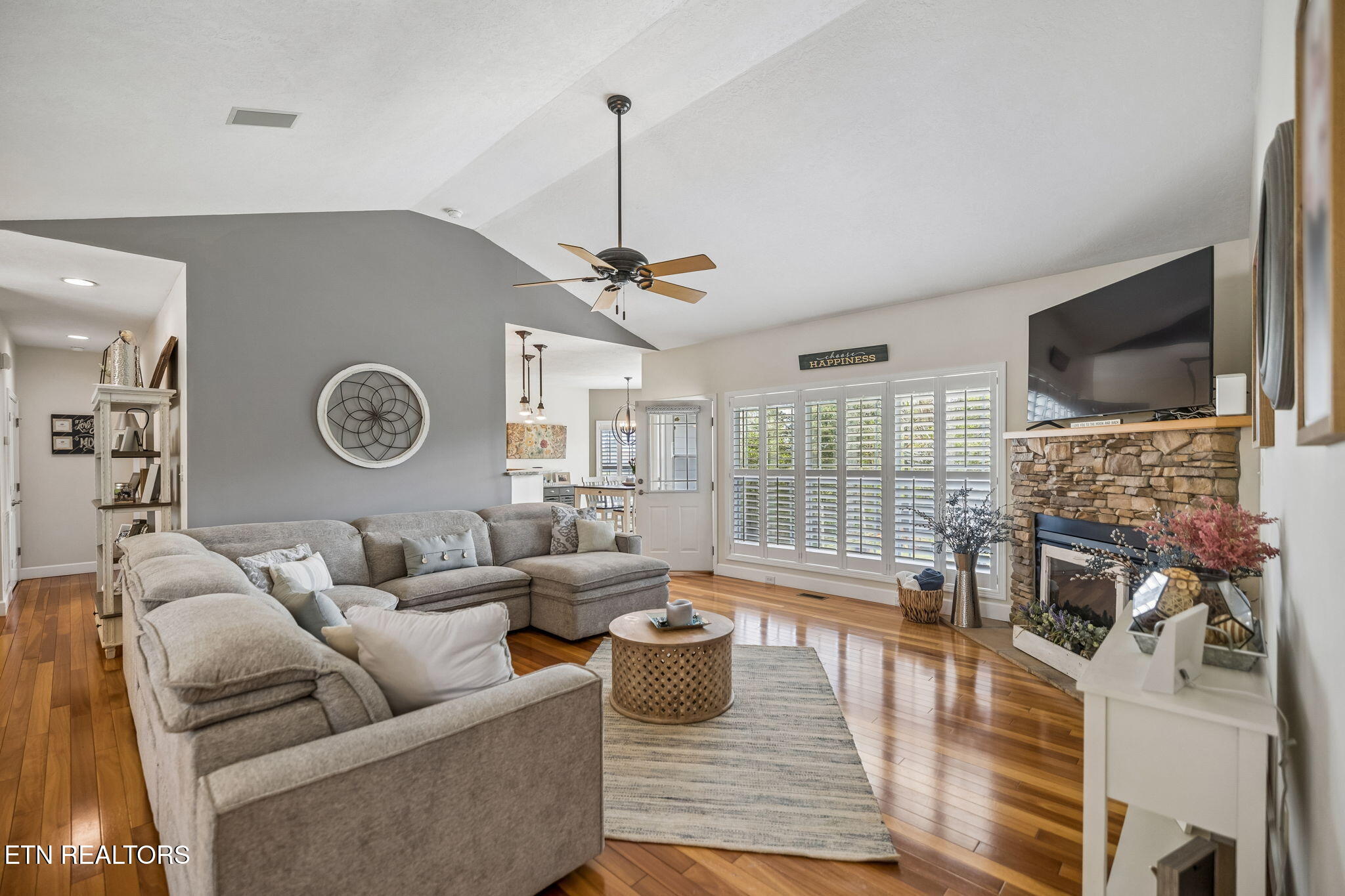 1208 Fox Ridge Drive Powell, TN 37849 - Photo 7 of 36 15-1208 Fox Ridge Dr - 015