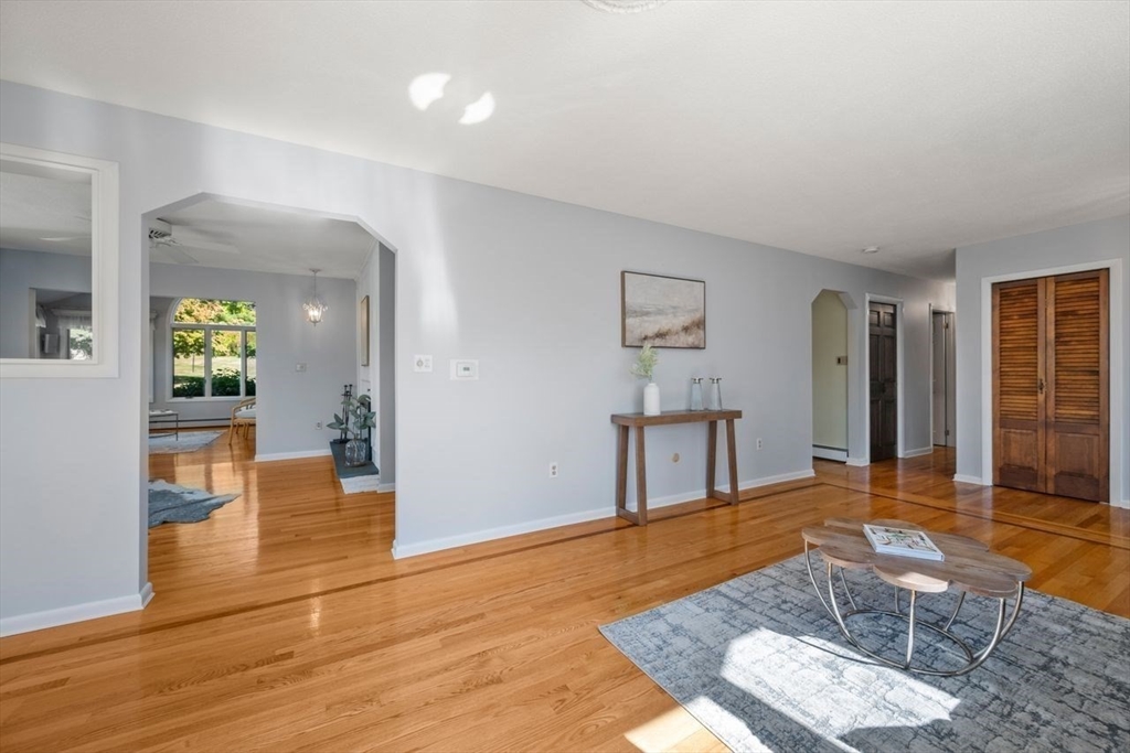 56 Meadowview Road North Andover, MA 01845 - Photo 8 of 36 Gallery Image 8