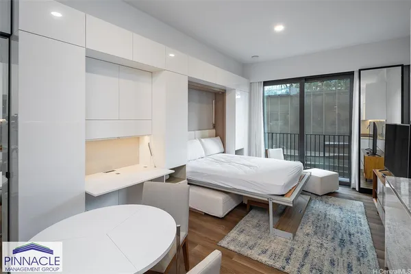 $2,600 | 987 Queen Street, Unit 708, Honolulu, HI 96814