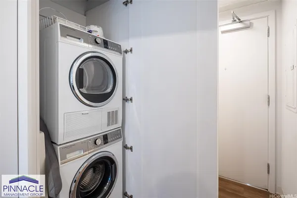 $2,600 | 987 Queen Street, Unit 708, Honolulu, HI 96814