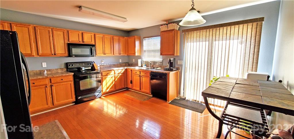 716 Overlook Road Lowell, NC 28098 - Photo 5 of 10 Gallery Image 5