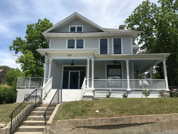 $1,600 | 423 West Craig Place, Unit 2, San Antonio, TX 78212