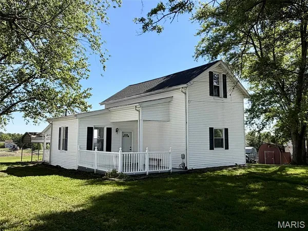 $160,000 | 2020 Lebanon Avenue, Belleville, IL 62221