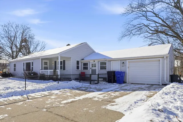 $249,900 | 807 North Badger Avenue, Appleton, WI 54914