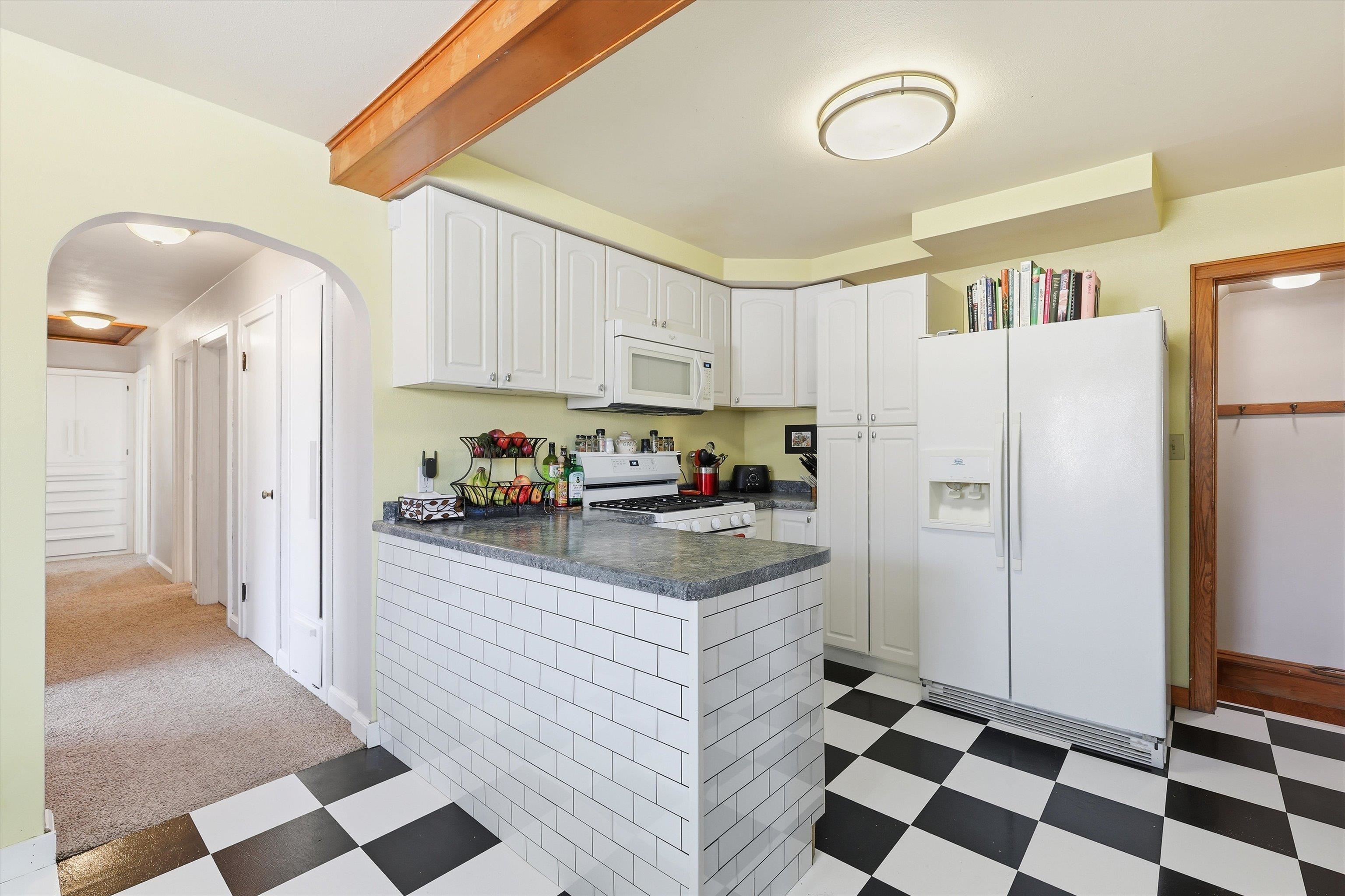 807 North Badger Avenue Appleton, WI 54914 - Photo 9 of 29