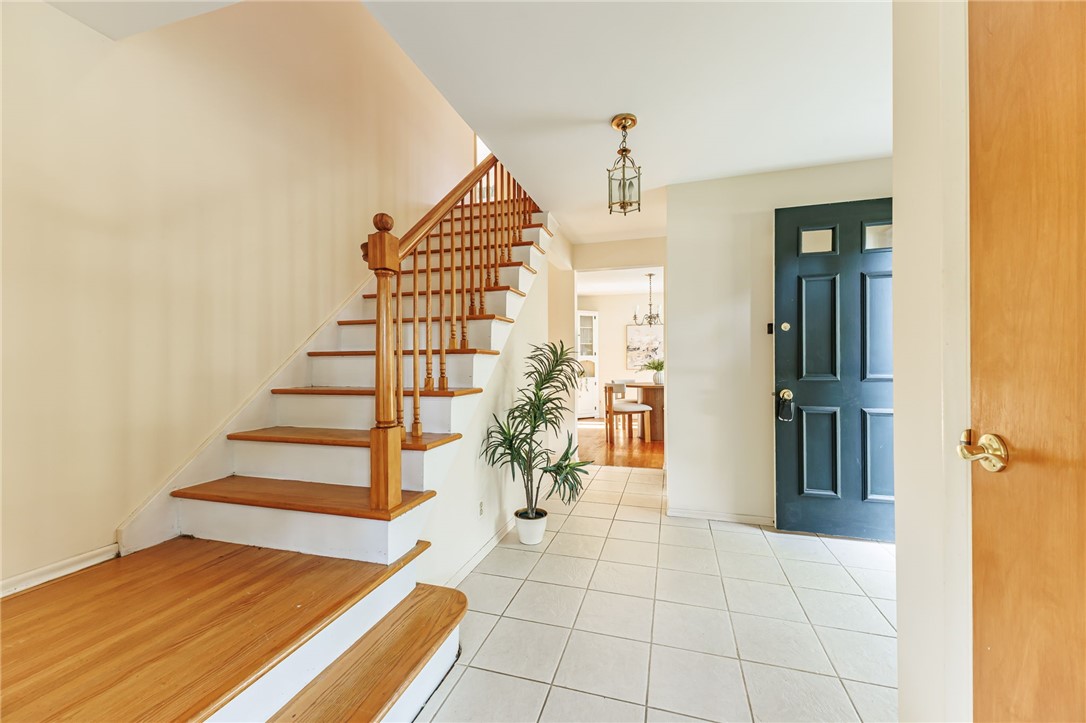 5 Buchanan Road Pittsford, NY 14534 - Photo 4 of 42 Gallery Image 4