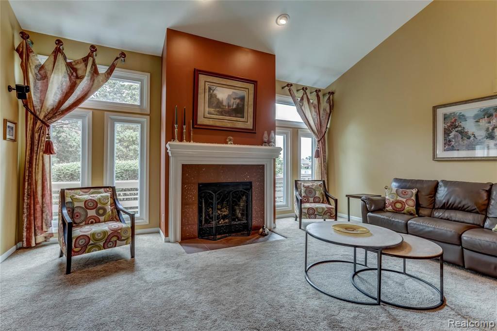 1781 South Shore Drive Rochester Hills, MI 48307 - Photo 9 of 40
