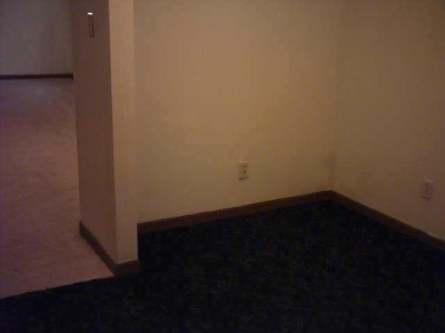 1411 Greenleaf Road Columbus, OH 43223 - Photo 3 of 5