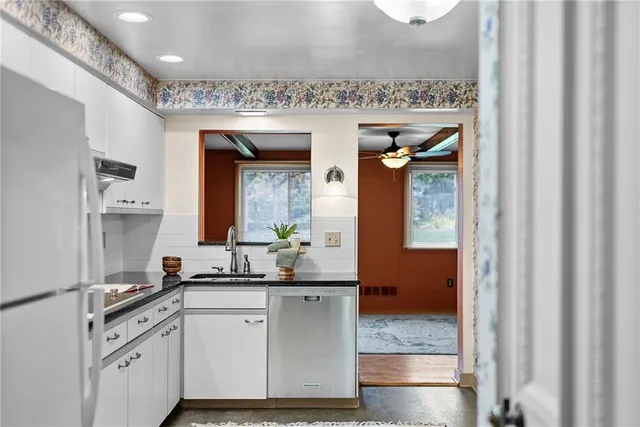 $375,000 | 361 Southridge Drive, Pittsburgh, PA 15241