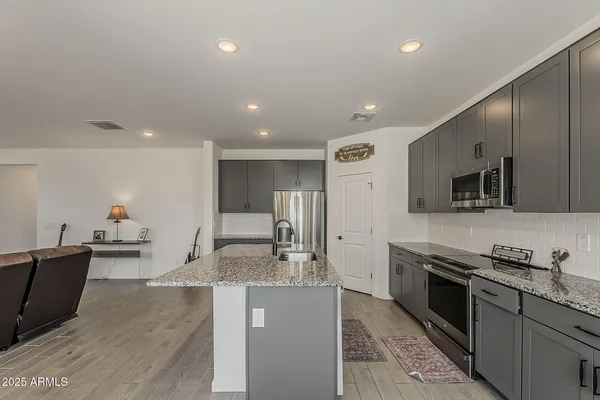 $485,000 | 7403 West State Avenue, Glendale, AZ 85303