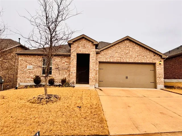 $2,175 | 1304 Johnson Drive, Celina, TX 75009