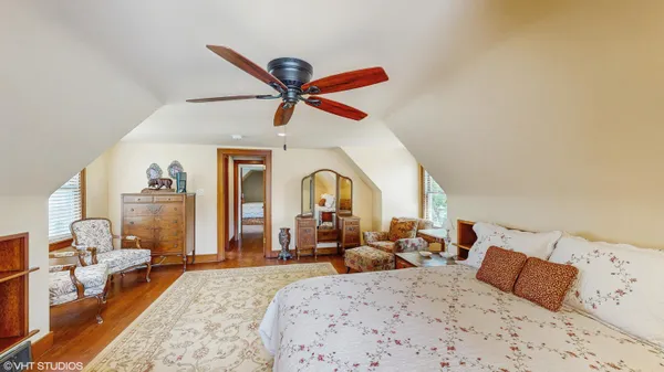 a bath room with a sink