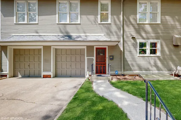 $899,000 | 301 Washington Street, Valparaiso, IN 46383