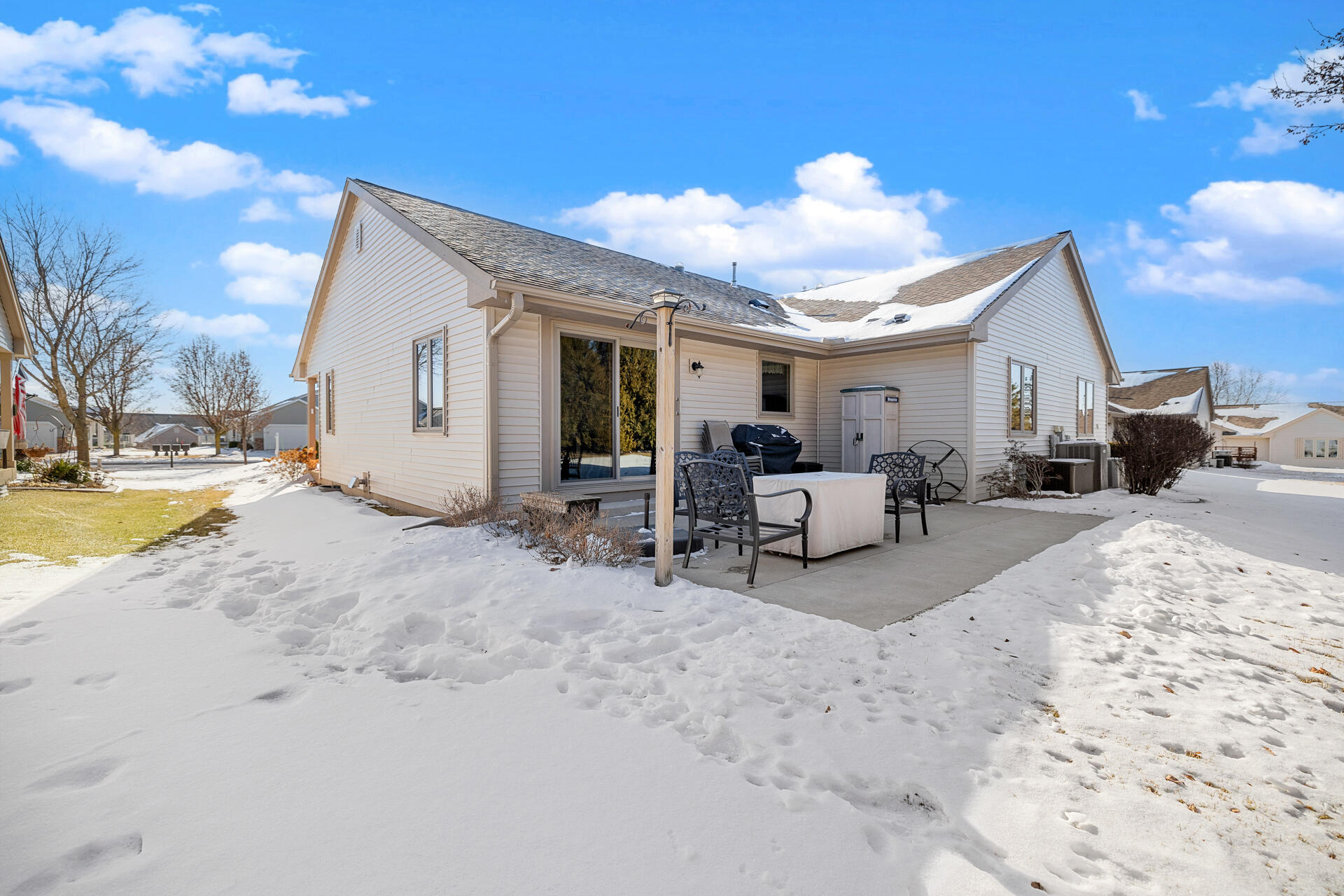 N162W20330 Butternut Lane Jackson, WI 53037 - Photo 26 of 29 Backyard Patio