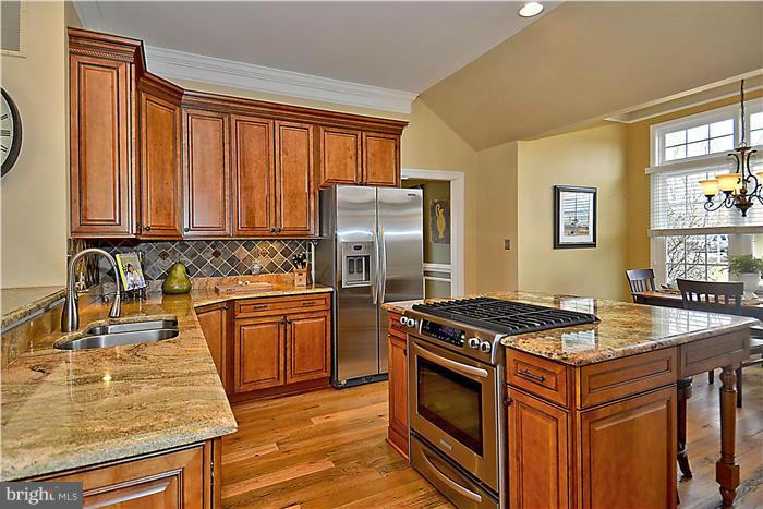 20628 St Louis Road Purcellville, VA 20132 - Photo 11 of 30 Kitchen