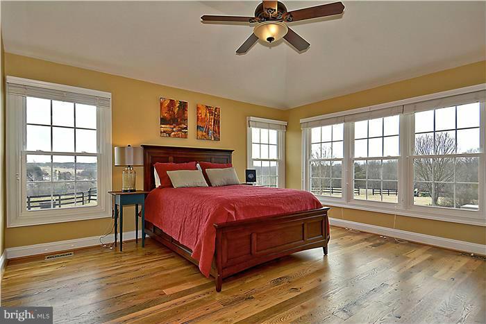 20628 St Louis Road Purcellville, VA 20132 - Photo 14 of 30 Bedroom (Master)