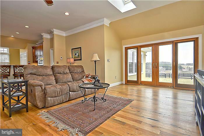 20628 St Louis Road Purcellville, VA 20132 - Photo 5 of 30 Interior (General)