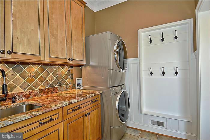 20628 St Louis Road Purcellville, VA 20132 - Photo 8 of 30 Interior (General)