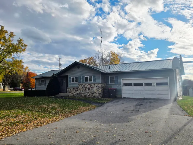 $325,000 | 214 Shepherd Street, Johnson Creek, WI 53038