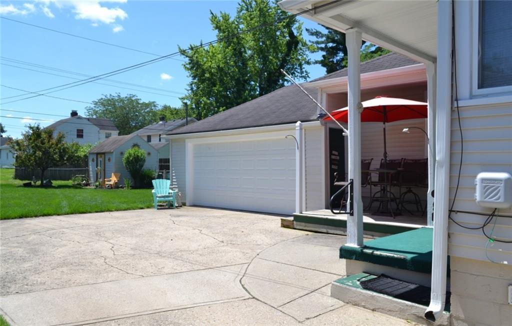 2011 Harshman Boulevard Springfield, OH 45504 - Photo 5 of 42