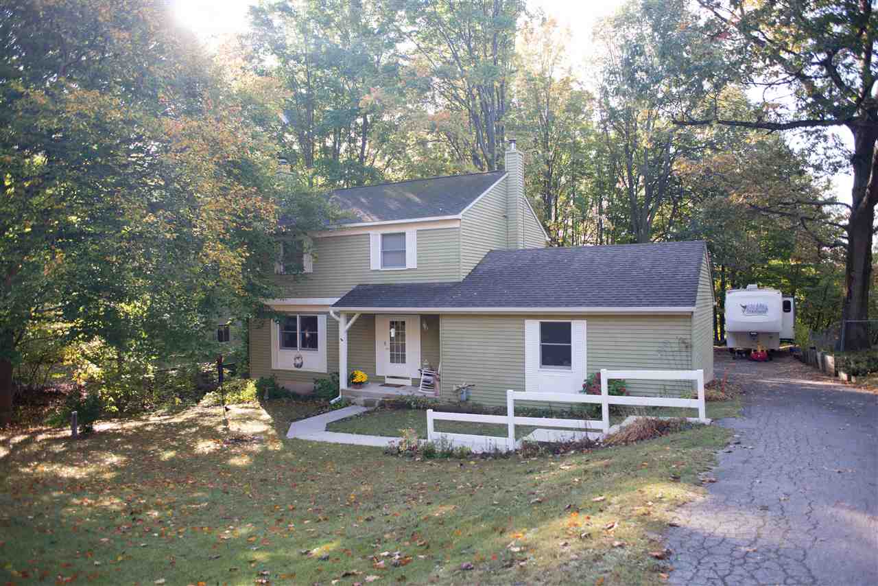 3888 Manchester Road Traverse City, MI 49686 - Photo 2 of 25 1839693-1.JPG