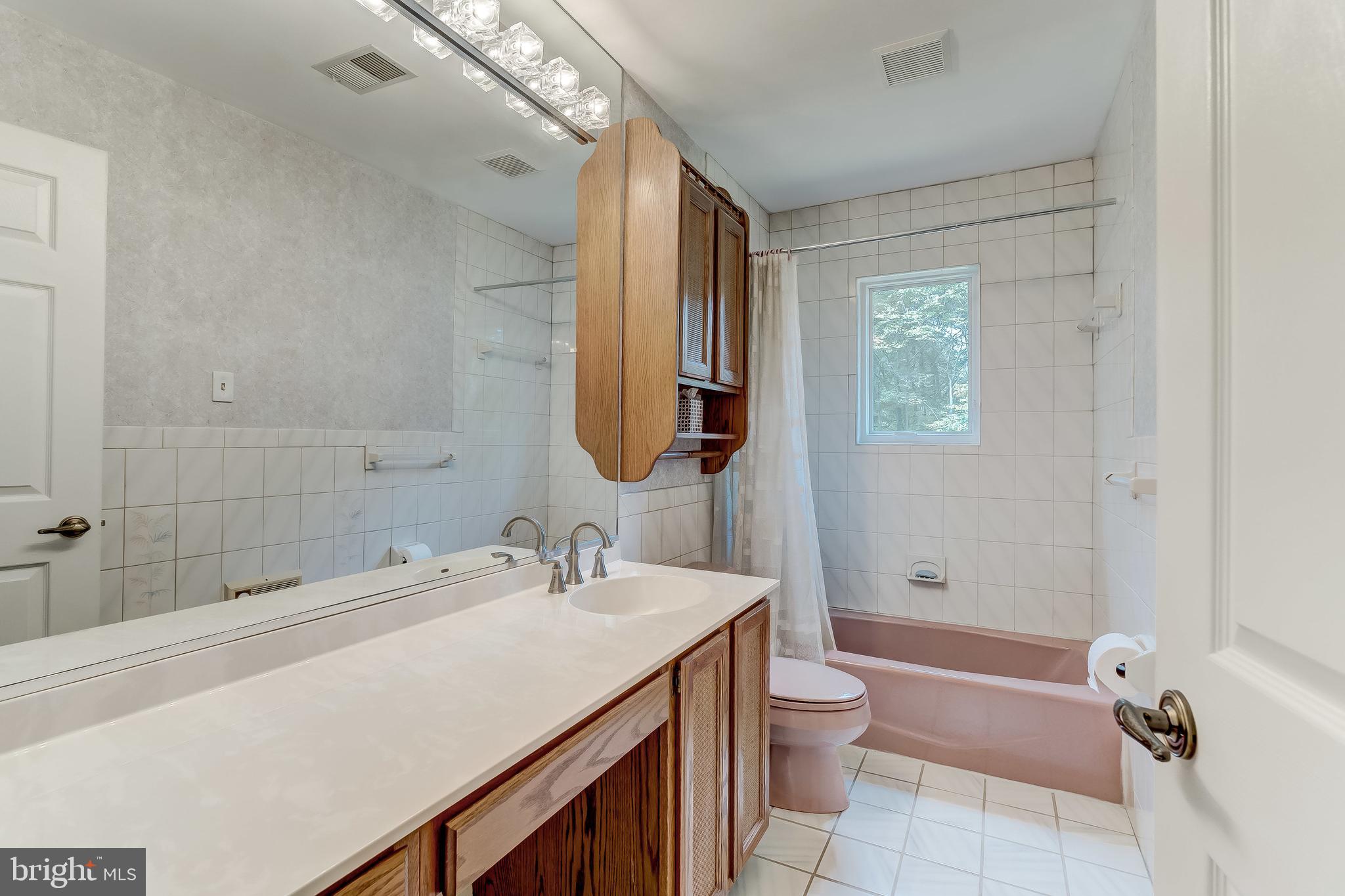 660 Bryants Nursery Road Silver Spring, MD 20905 - Photo 41 of 69 Full bath 2