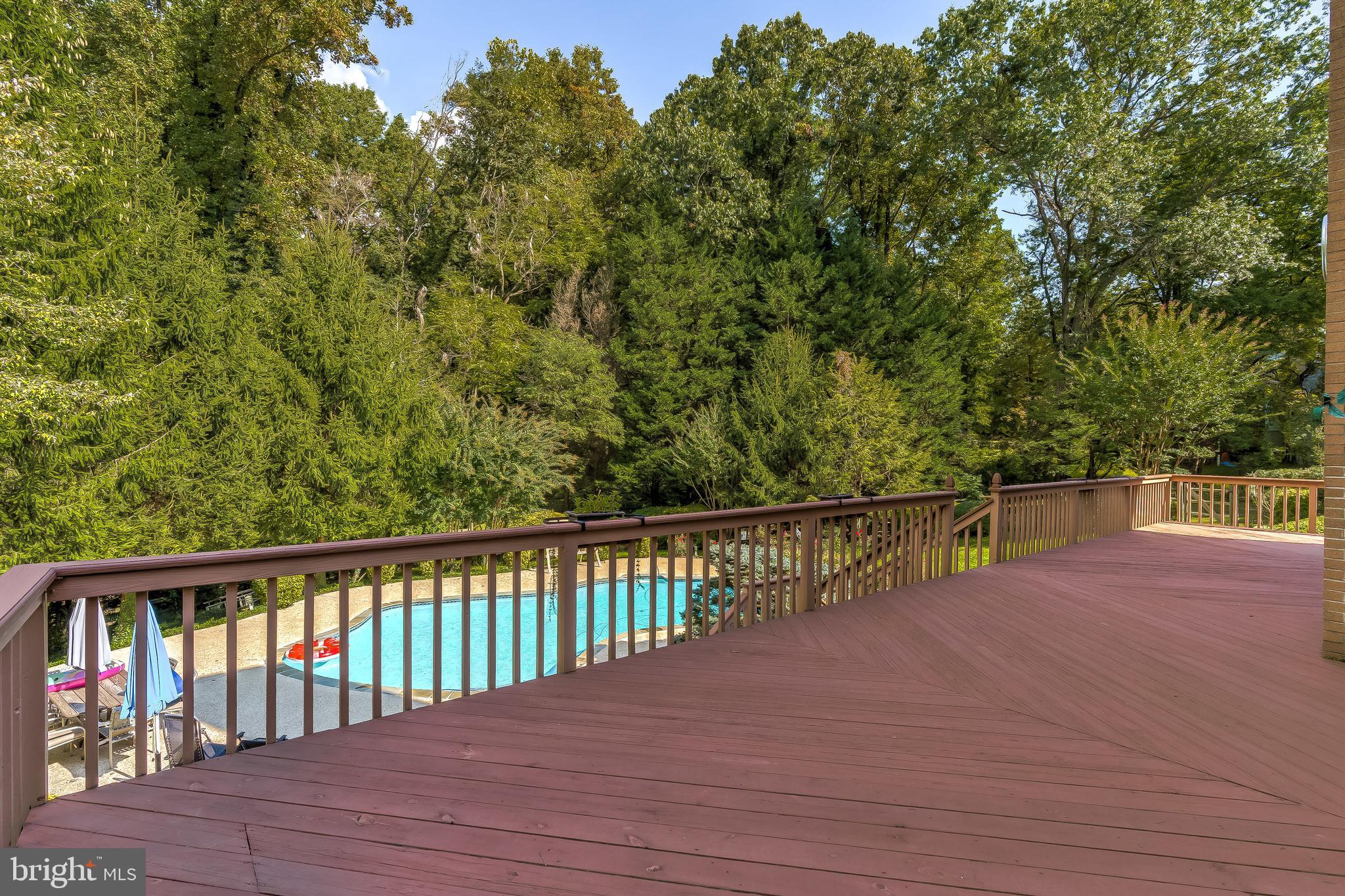660 Bryants Nursery Road Silver Spring, MD 20905 - Photo 54 of 69 Rear deck