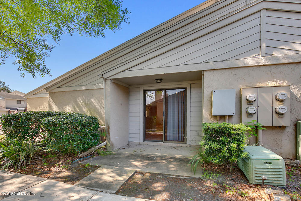 3801 Crown Point Road, Unit 2203 Jacksonville, FL 32257 - Photo 8 of 15 8 Patio with storage