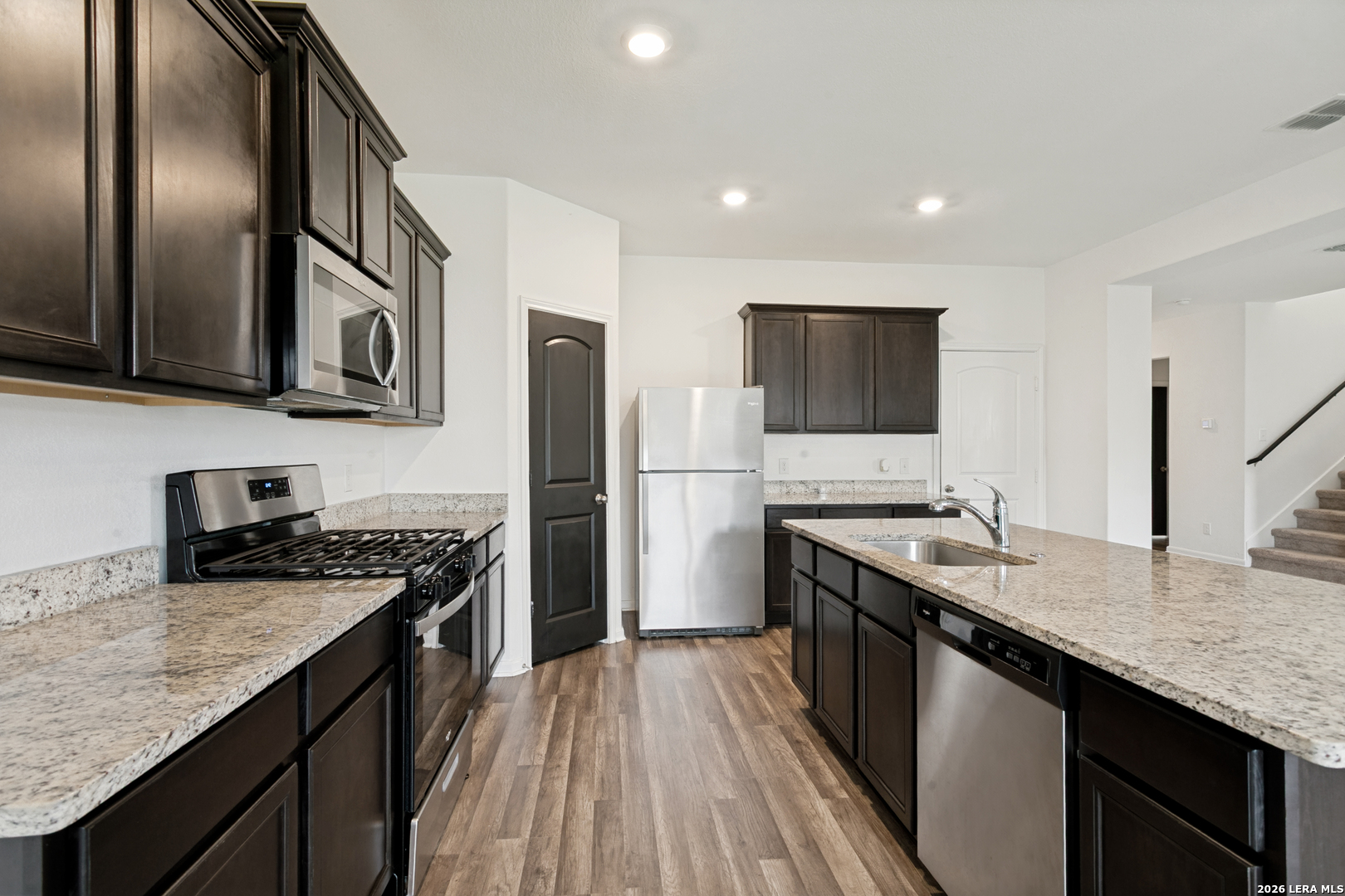 2943 Forsyth Canyon Converse, TX 78109 - Photo 13 of 36