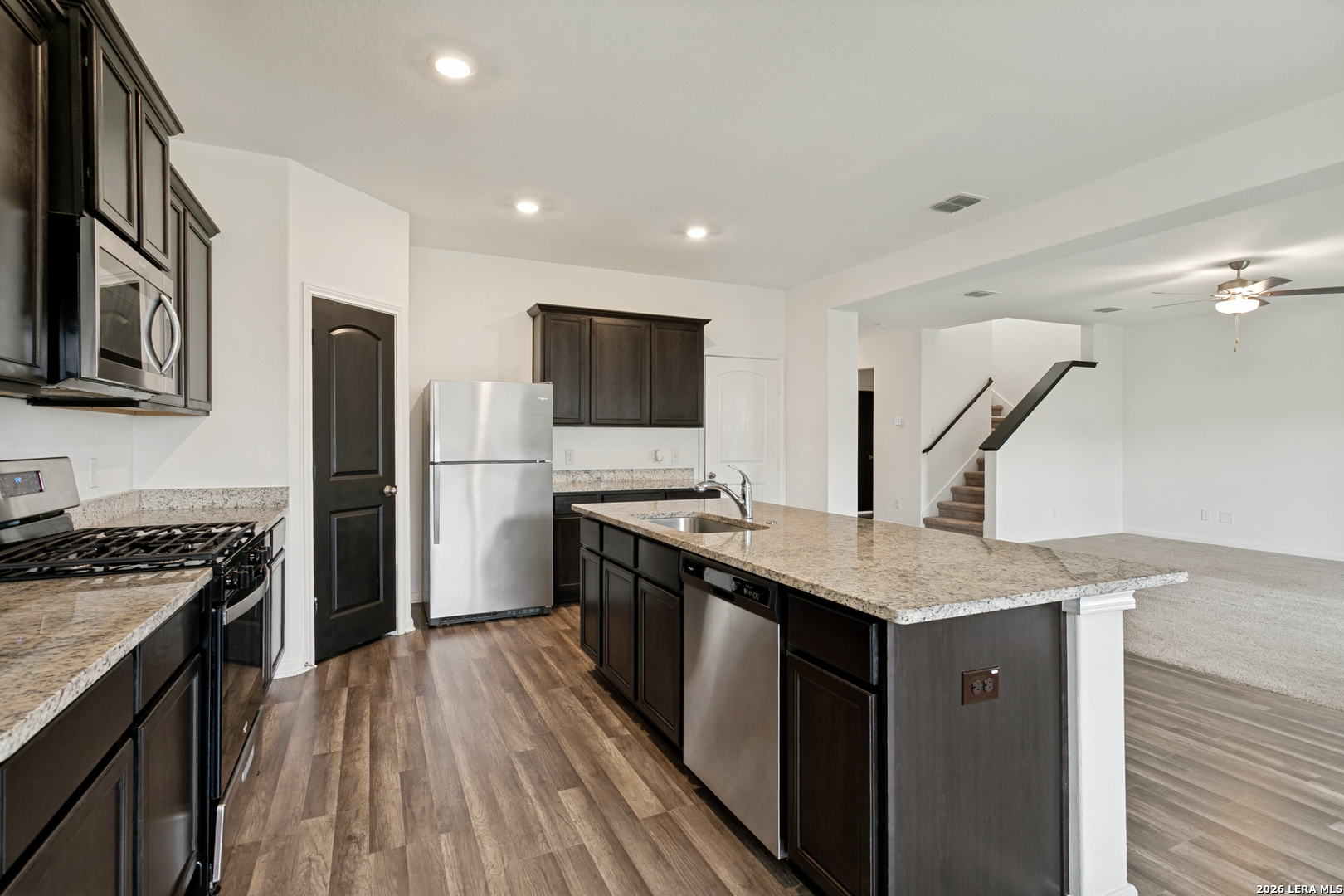 2943 Forsyth Canyon Converse, TX 78109 - Photo 14 of 36