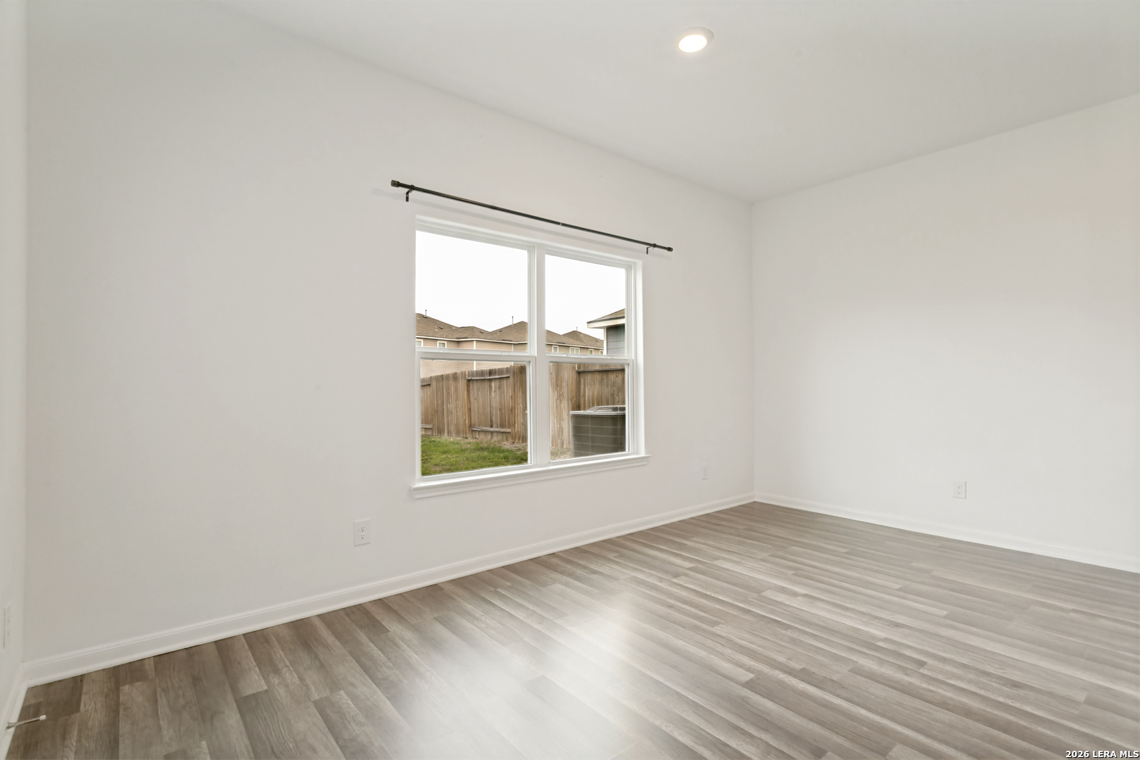2943 Forsyth Canyon Converse, TX 78109 - Photo 16 of 36