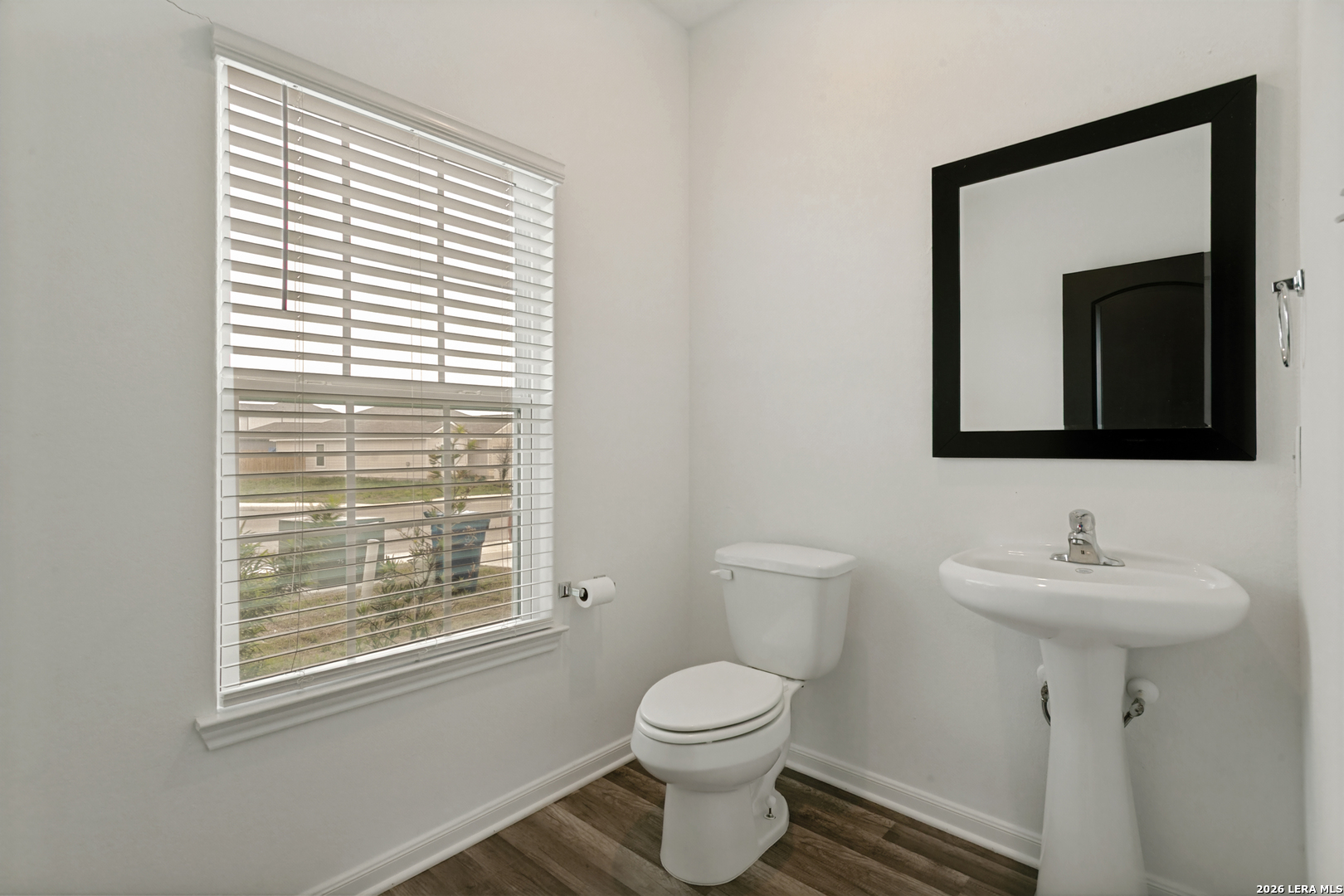 2943 Forsyth Canyon Converse, TX 78109 - Photo 17 of 36