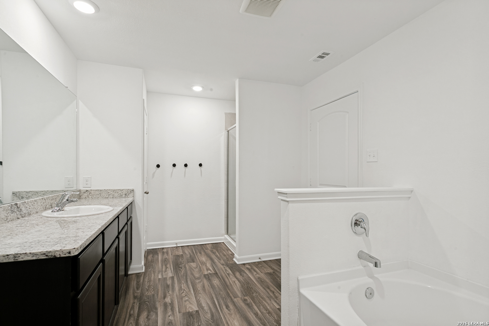 2943 Forsyth Canyon Converse, TX 78109 - Photo 21 of 36