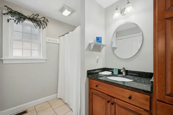 $699,900 | 171 Whitins Road, Sutton, MA 01590