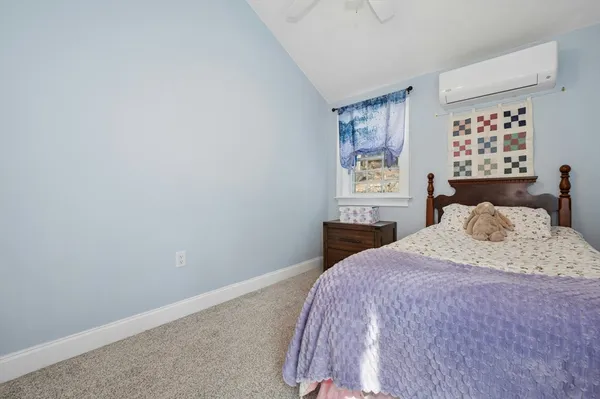 $699,900 | 171 Whitins Road, Sutton, MA 01590