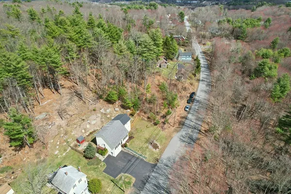 $699,900 | 171 Whitins Road, Sutton, MA 01590